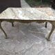 Table basse en bronze doré et marbre