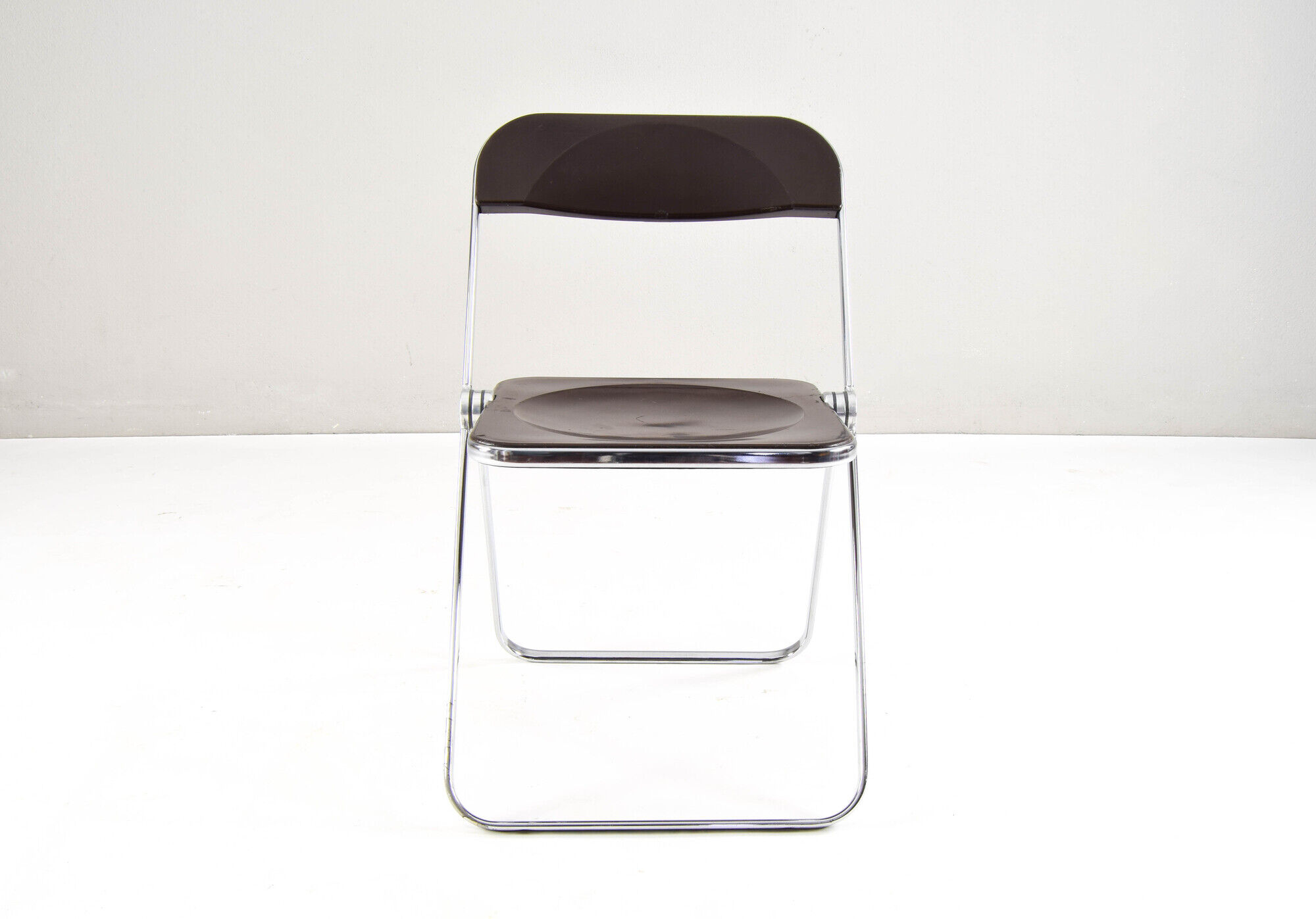 Plia folding chairs by Giancarlo Piretti to Castelli Italy 60s