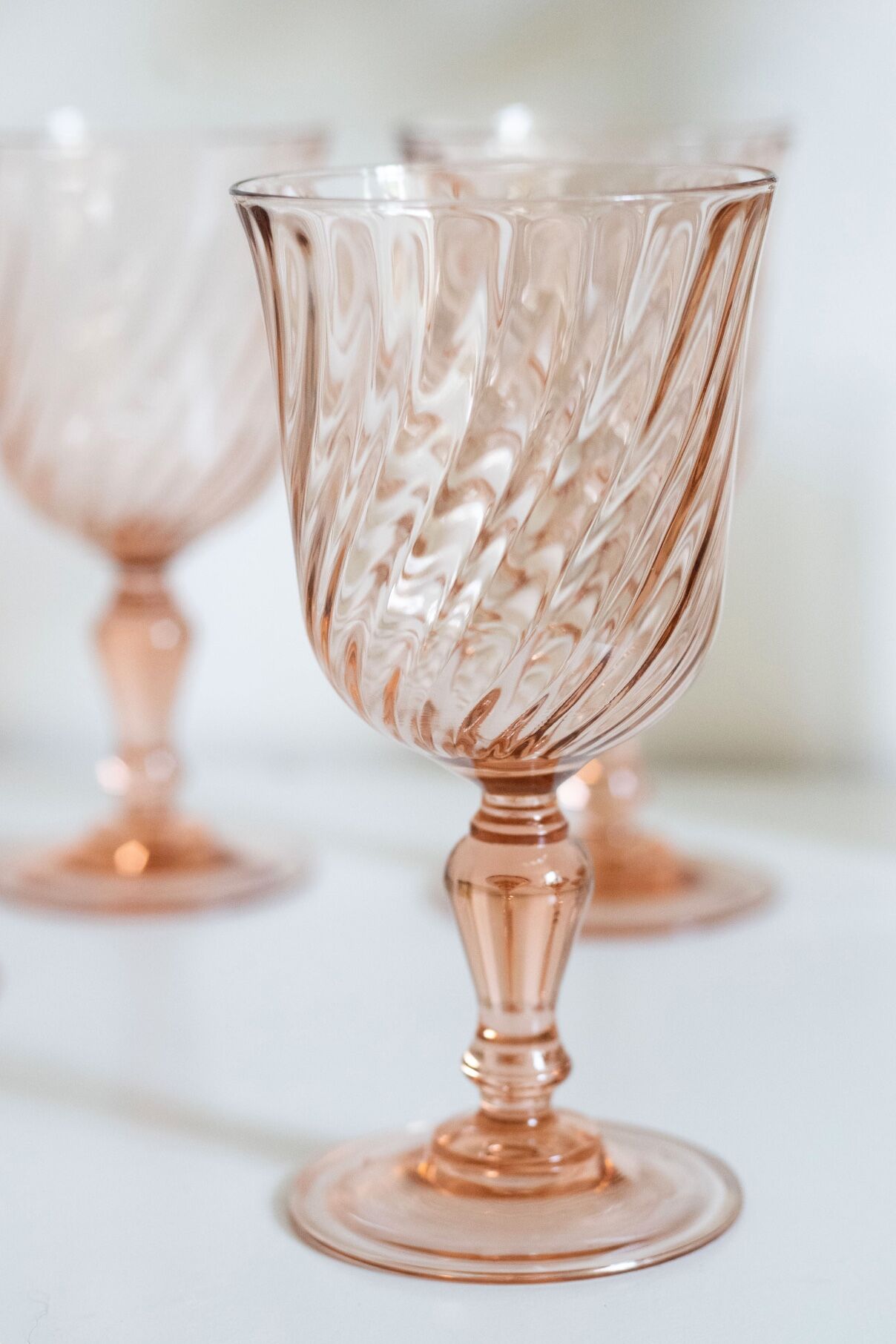 Set of 5 vintage Arcoroc Rosaline foot glasses