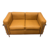 Original Cassina 2-seater Le Corbusier LC2 Cognac Camel leather IN NEW CONDITION!!