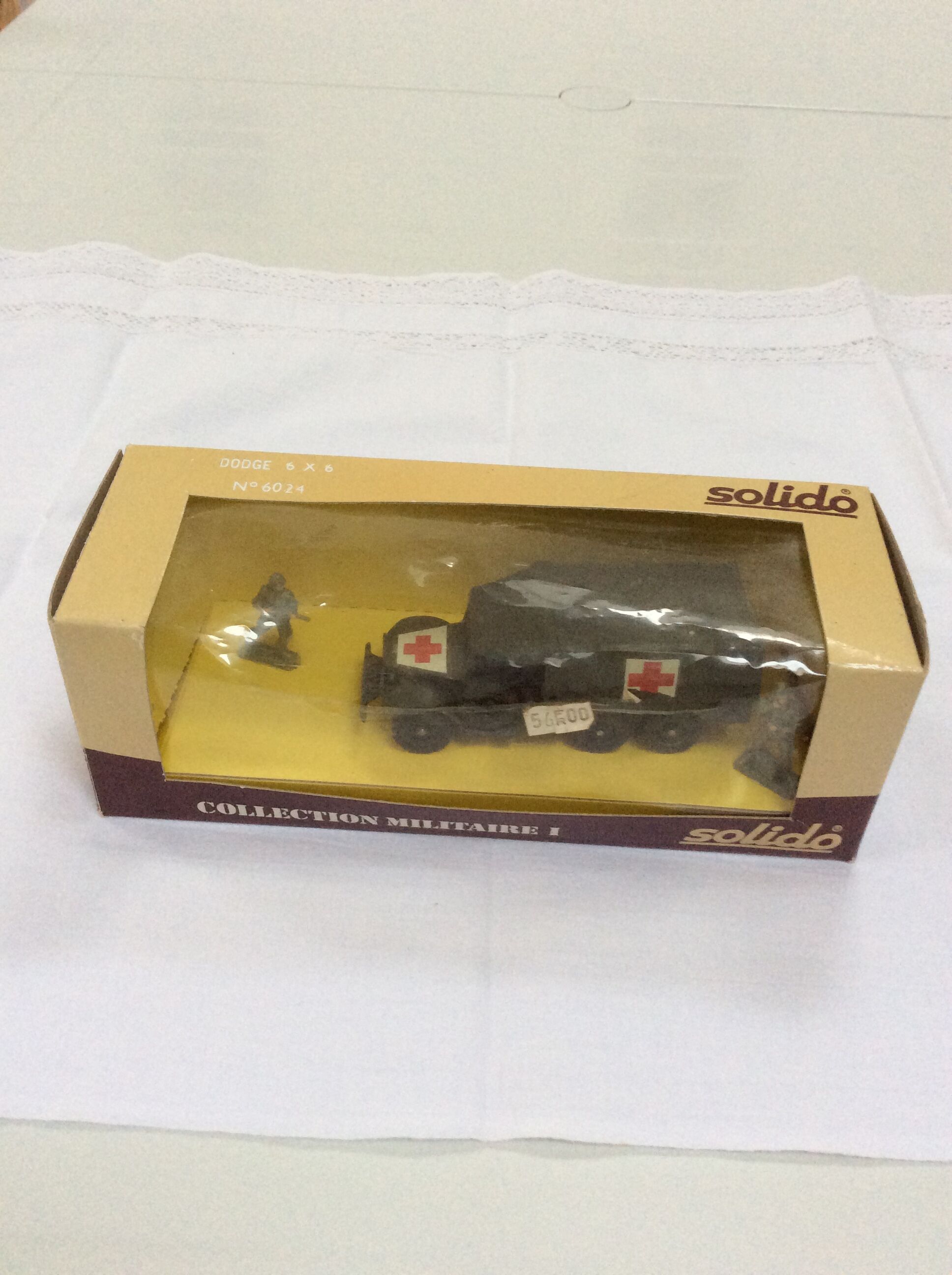 Ambulance dodge solido - 6024