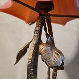 Wrought iron lamp from 1920 to 30, with gold patina with pretty pink tulip 39x16