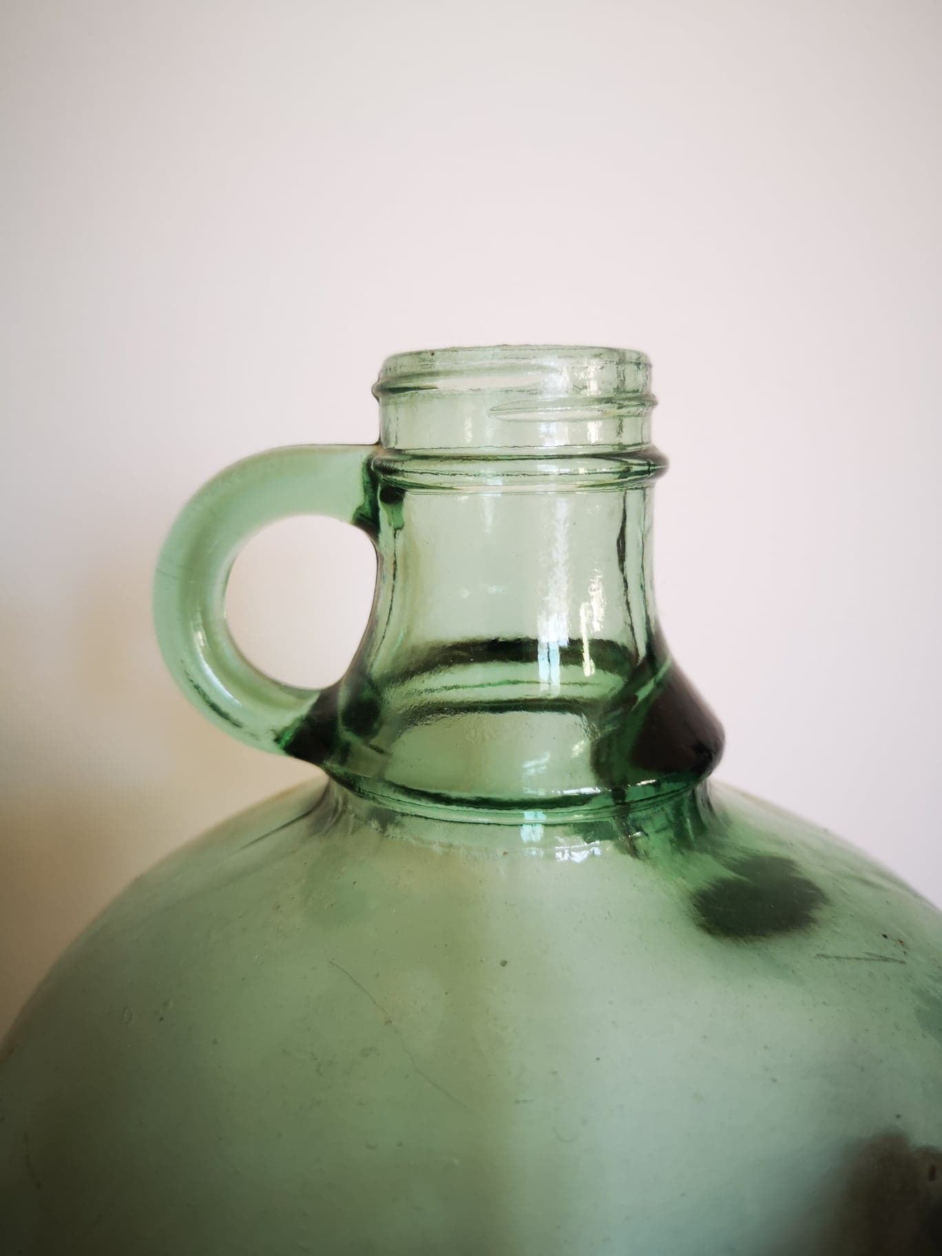 Demijohn-style bonbonne
