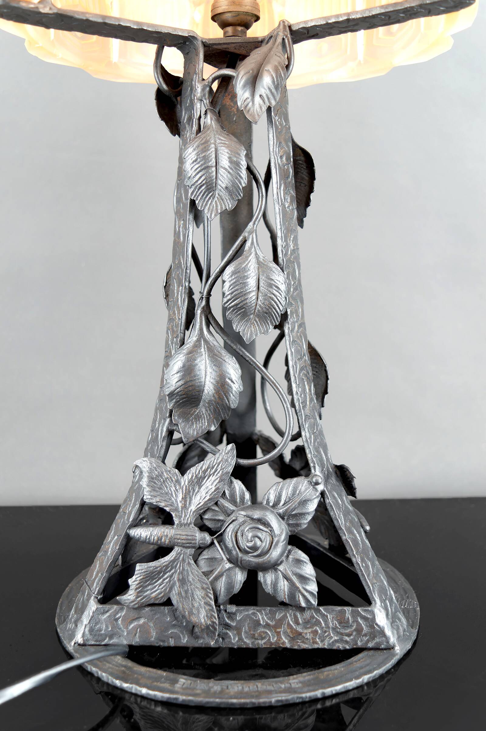 Important Art Deco Wrought Iron Lamp, by Bartelemie, France, Circa 1925