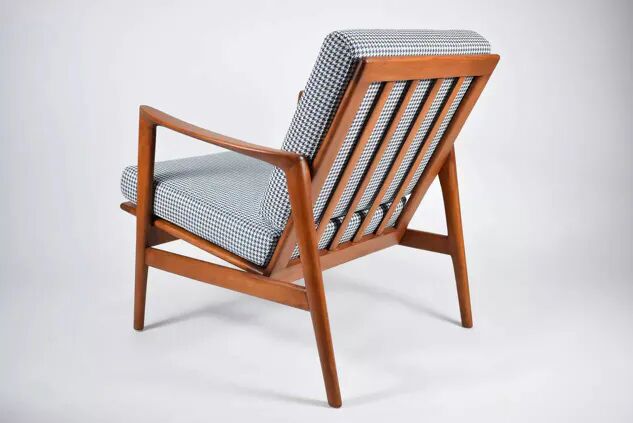 Original Scandinavian armchair Stefan, fully restored, an icon.