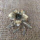 Golden bronze flower candle holder