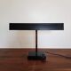 Lampe de bureau scandinave designer Jac Jacobsen éditeur Luxo en métal laqué noir et chromé