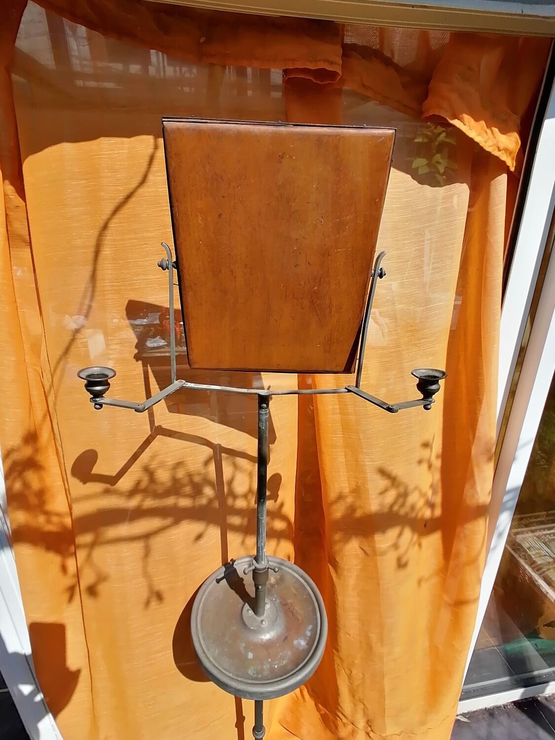 Barber's mirror on telescopic stand 1920 43x35cm