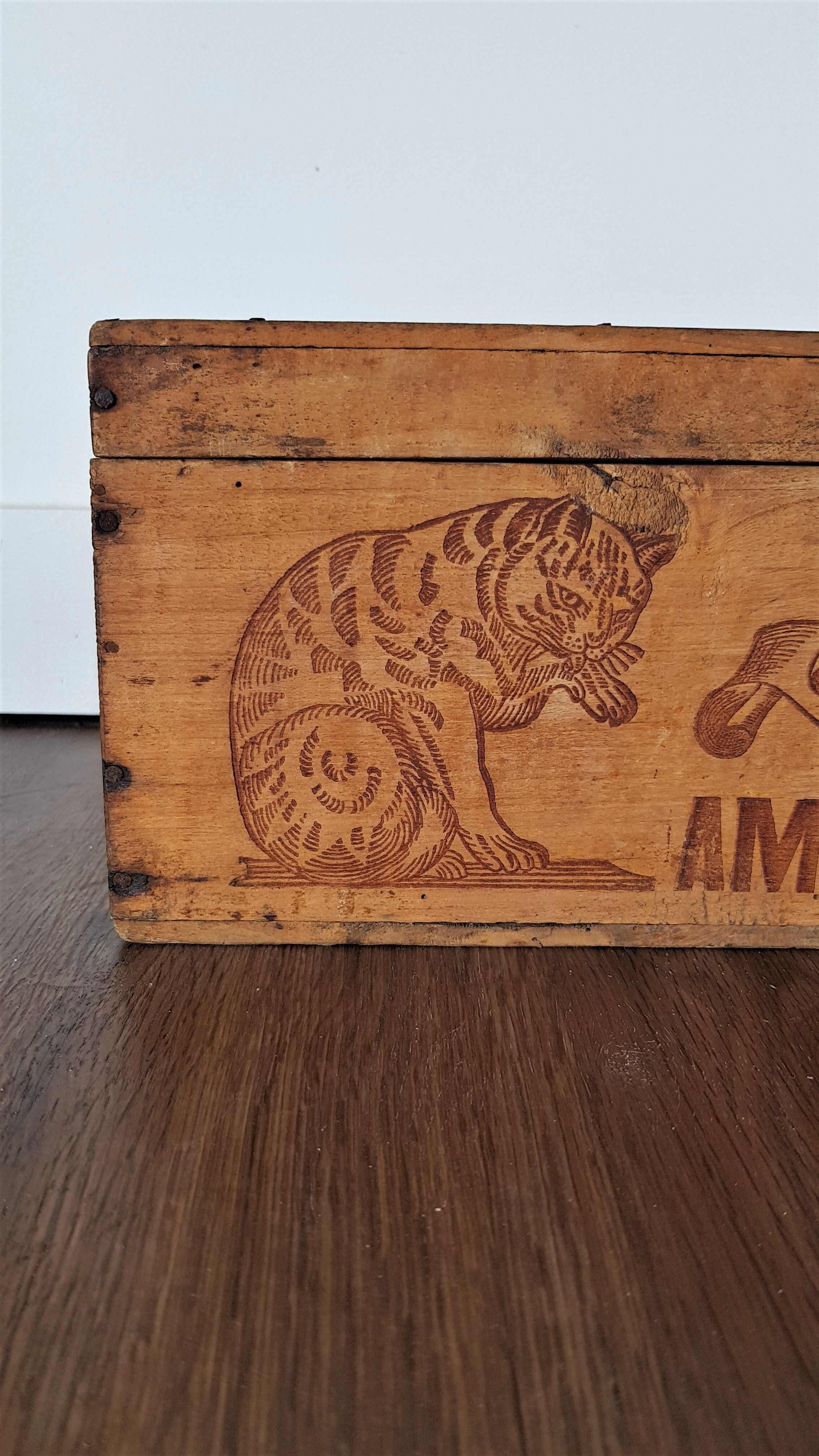 Advertising wooden box