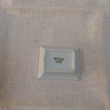 Emptu pocket in porcelain