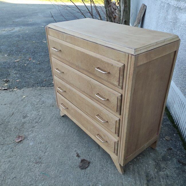 Compass feet dresser