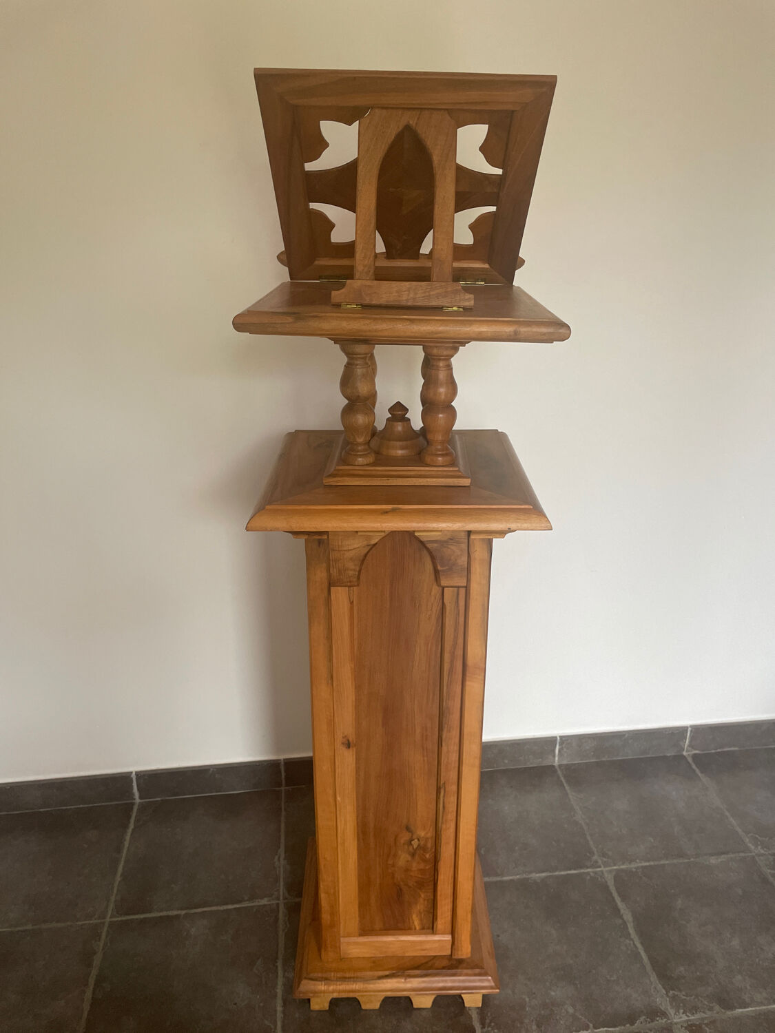 Walnut wood lectern
