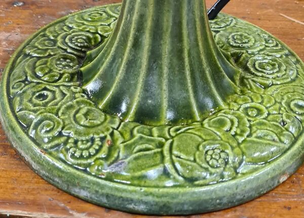 Lampe fonte vernissé et abat jour laiton martelé 1920 art deco 32x23