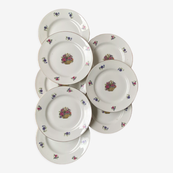 Set of 9 dessert plates