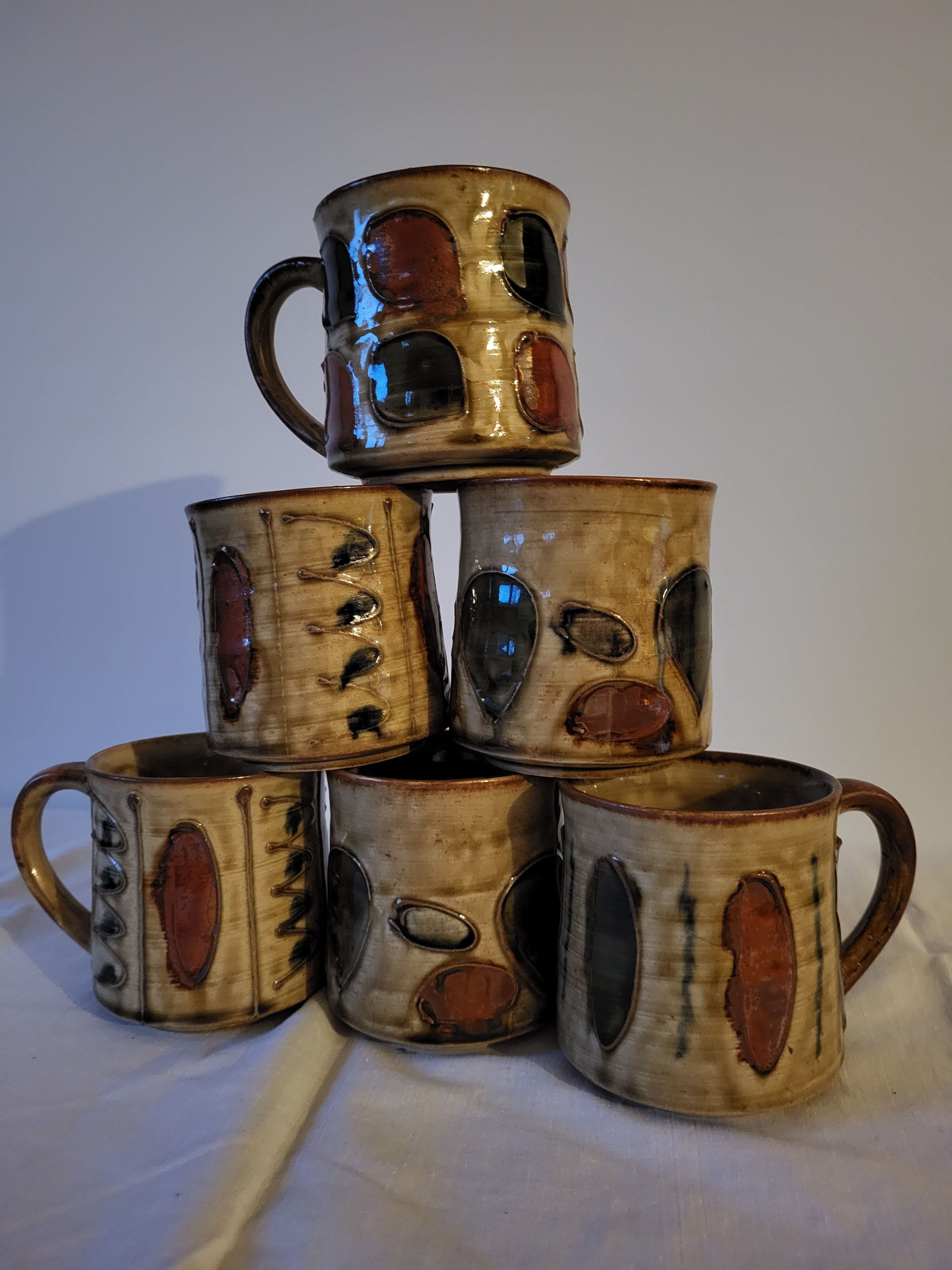 6 mugs