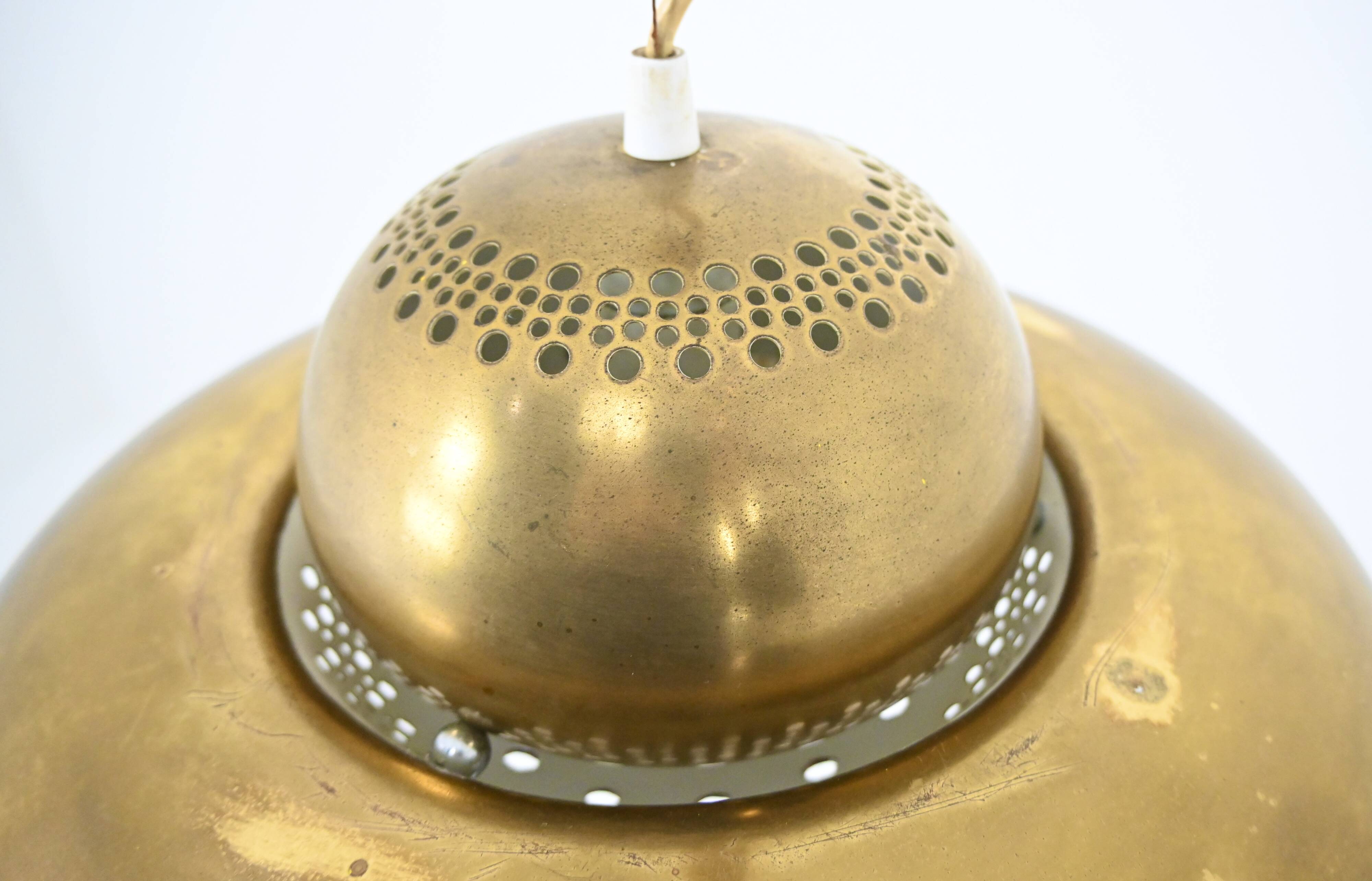 Pair of "Fior di Loto" pendants by Afra & Tobia Scarpa for Flos, year