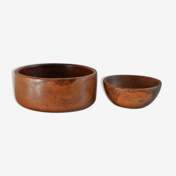 Set of wooden salad bowls