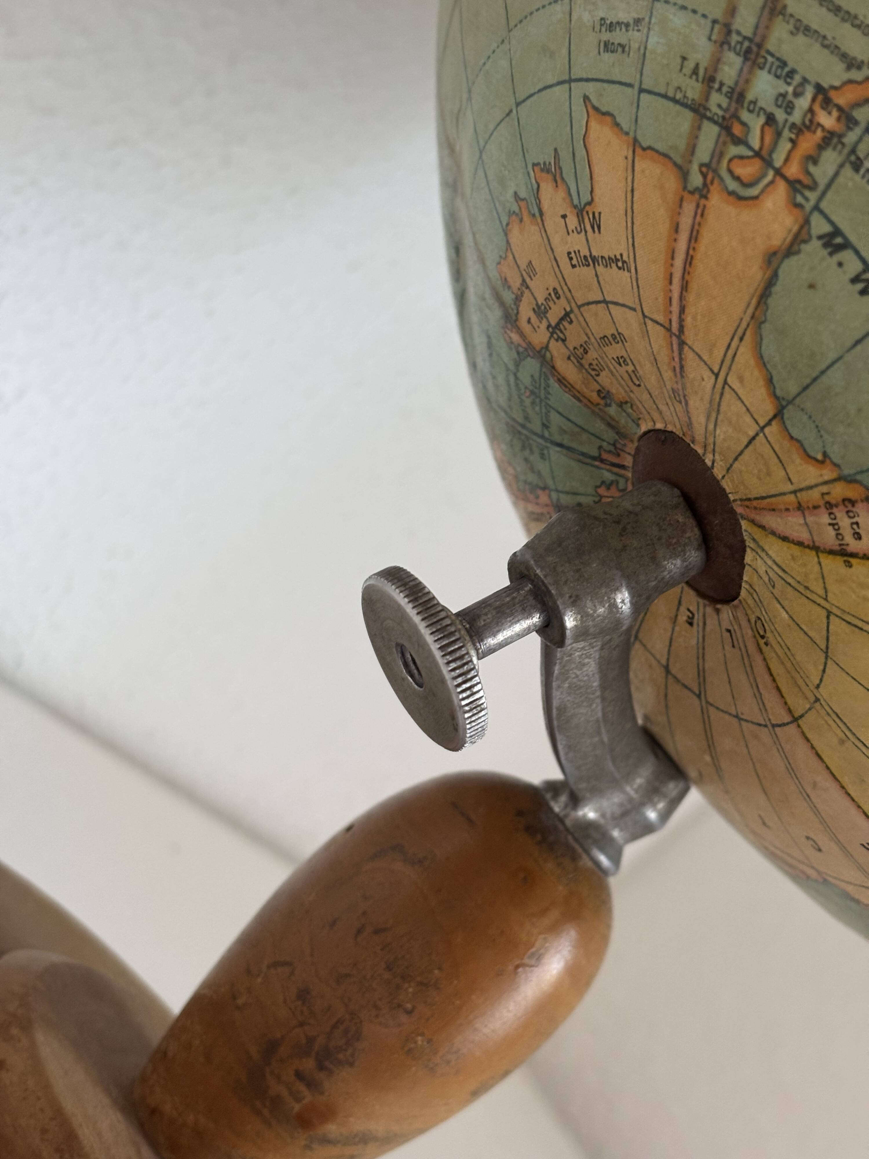 Globe vintage 1950 terrestre Girard et Barrère et Thomas - 46 cm