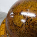 Bar globe maps rolling world