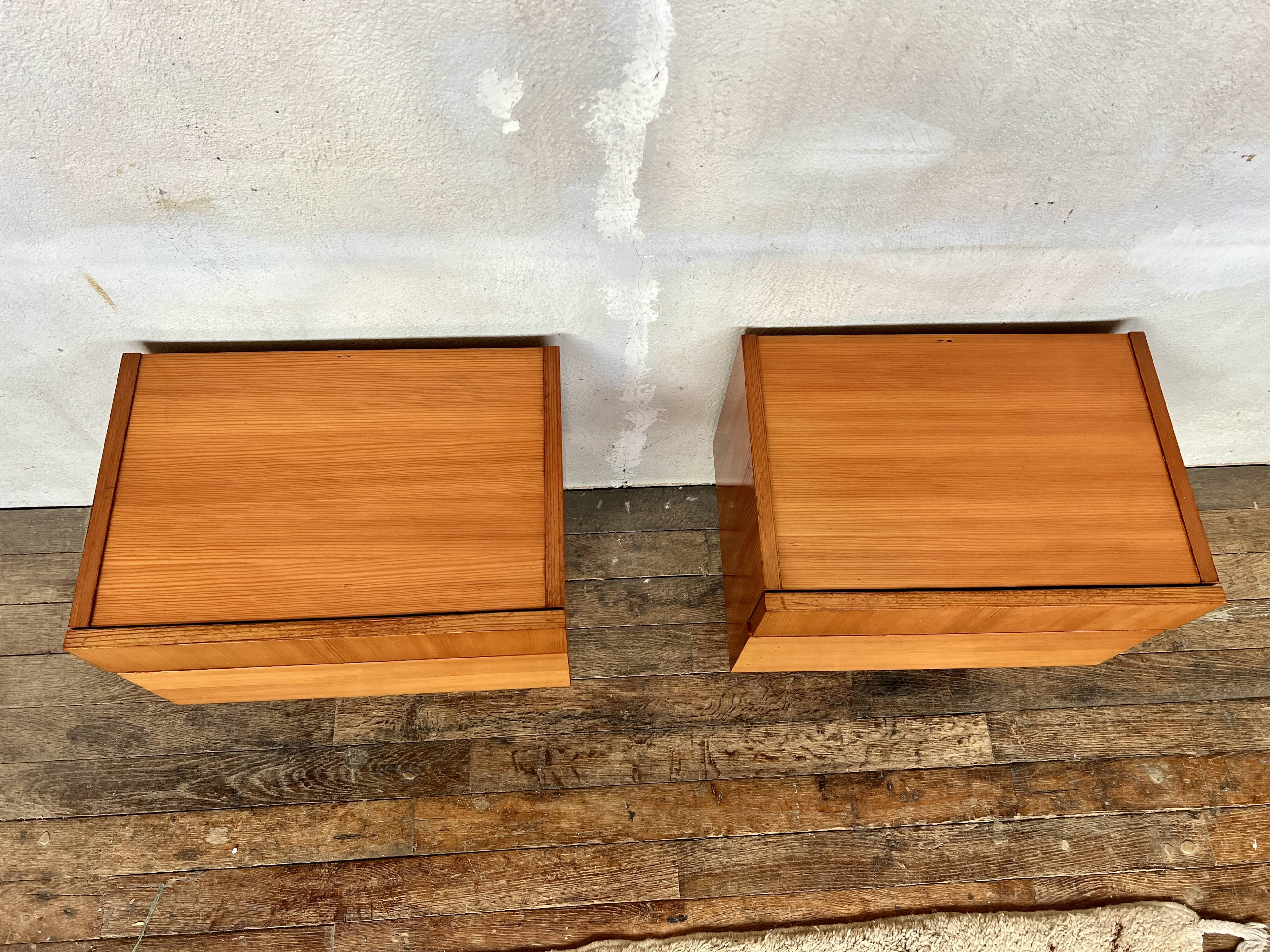Pair of minimalist vintage bedside tables – 60s look