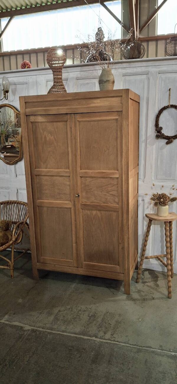 Armoire ancienne