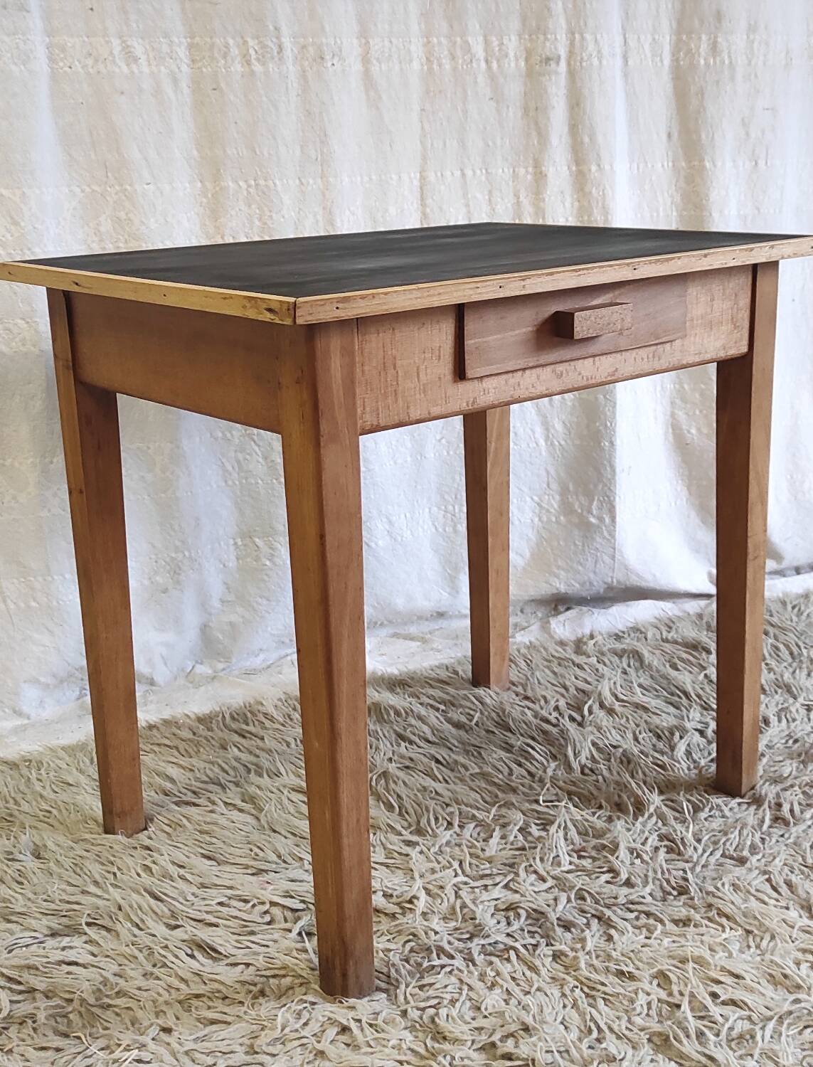 Vintage children's desk - 1960s