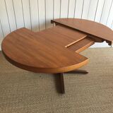 Baumann dining table in teak.