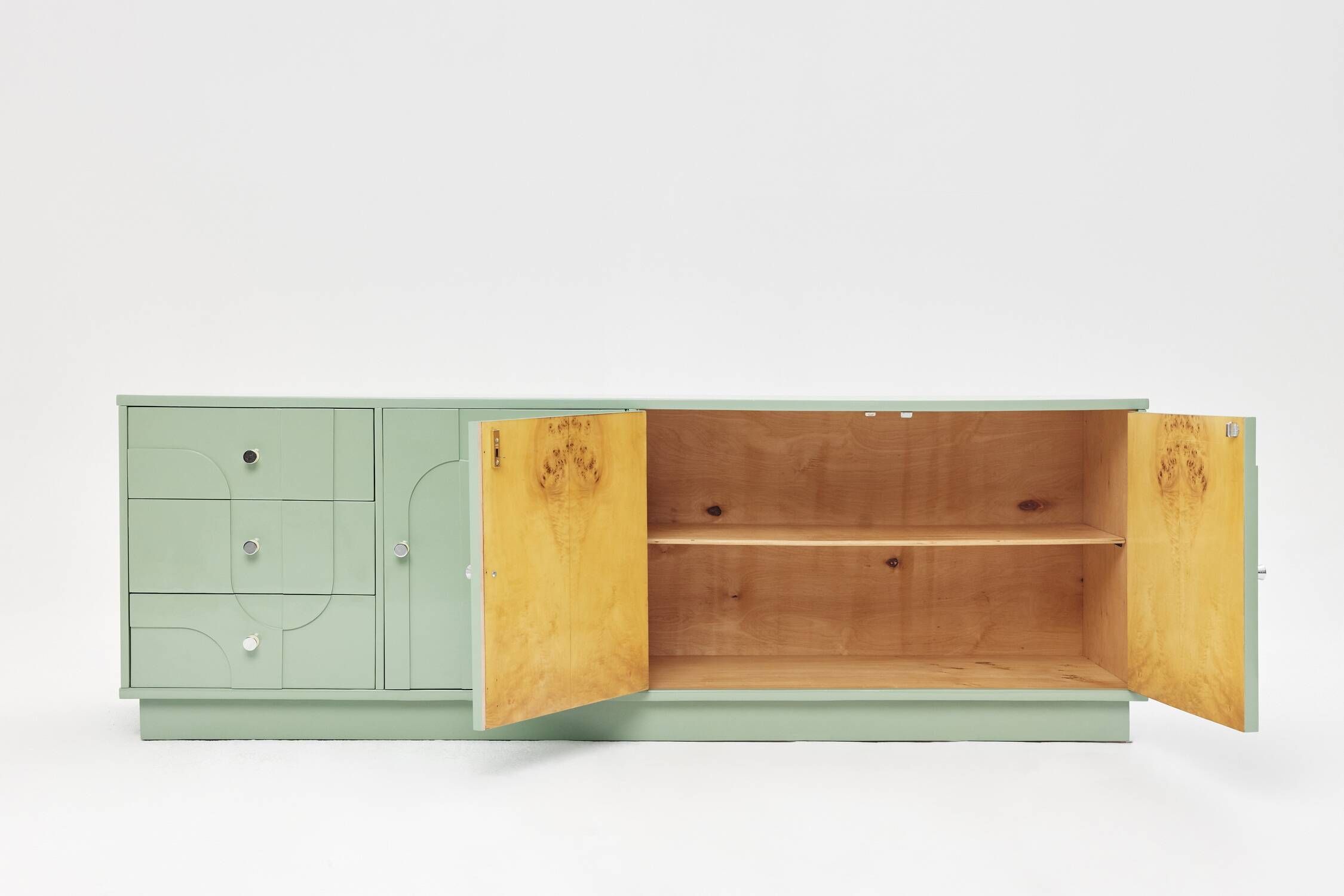 Buffet vintage des années 1970, vert pastel, relief, finition brillante, chrome