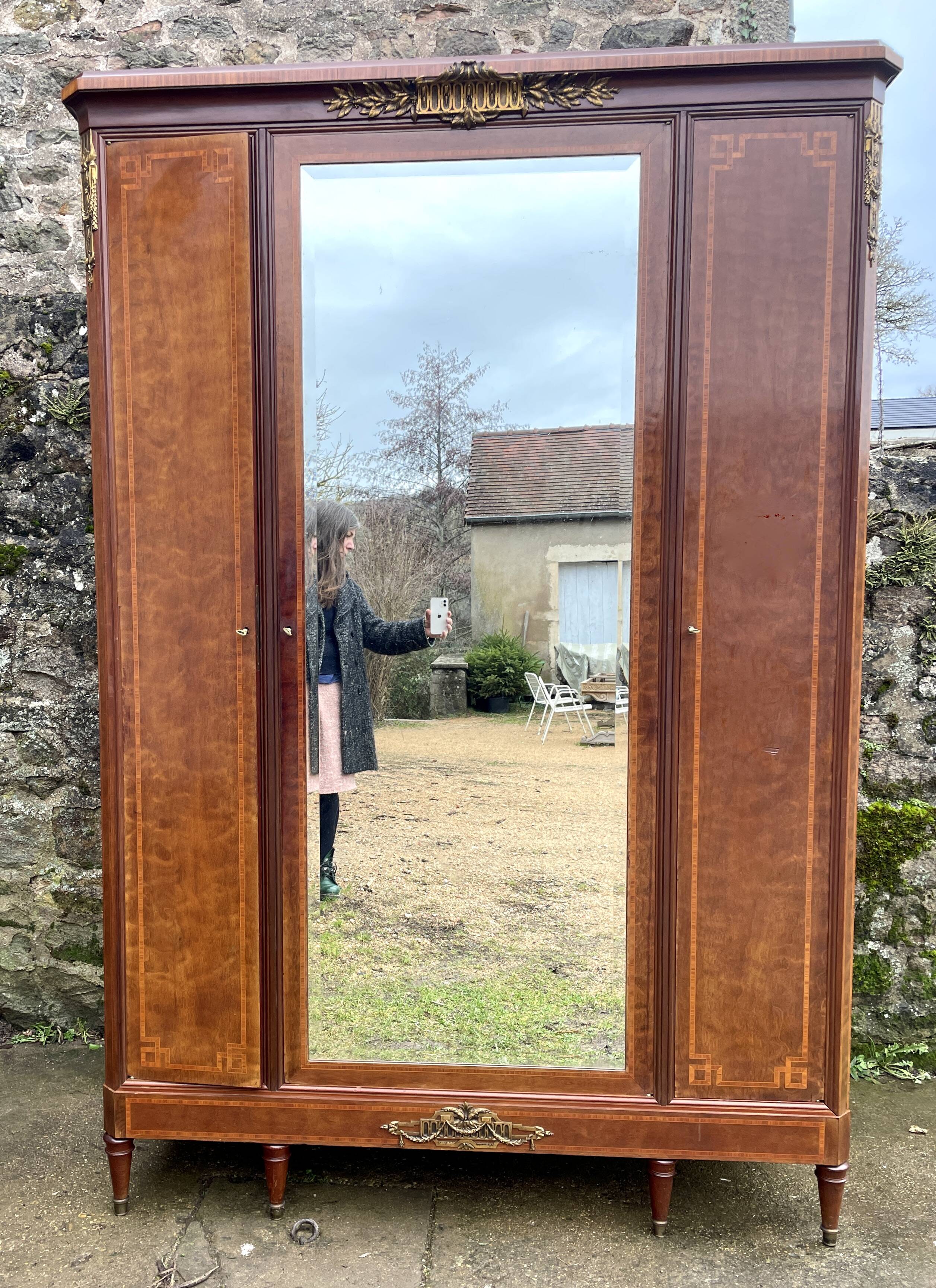 Louis XVI wardrobe, bronze oak and marquetry
