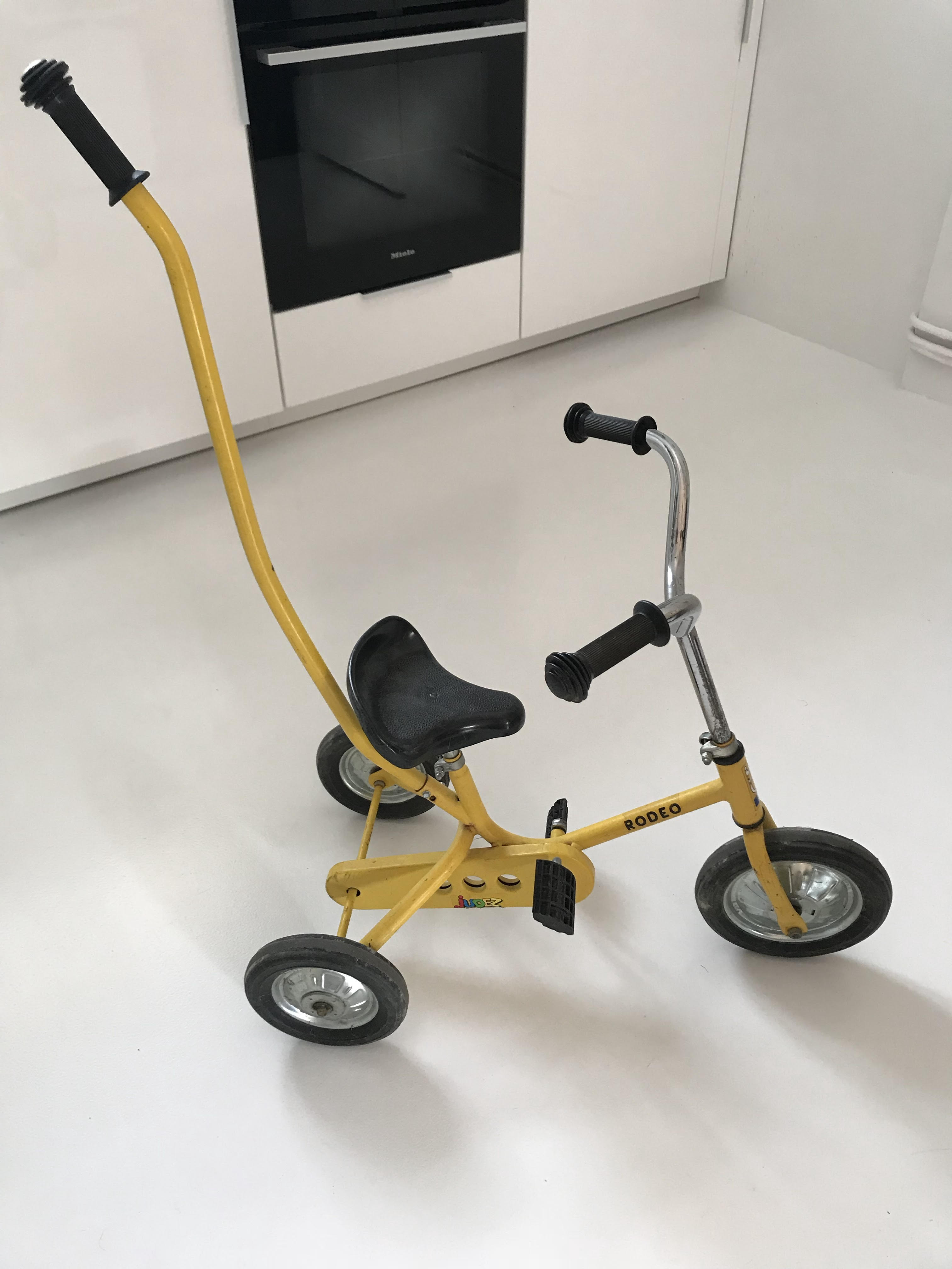 Rodeo yellow tricycle