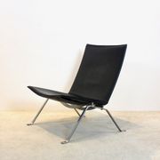 PK22 chair in black leather Poul Kjærholm for Fritz Hansen