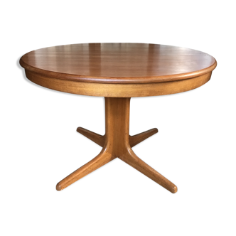Round table Baumann