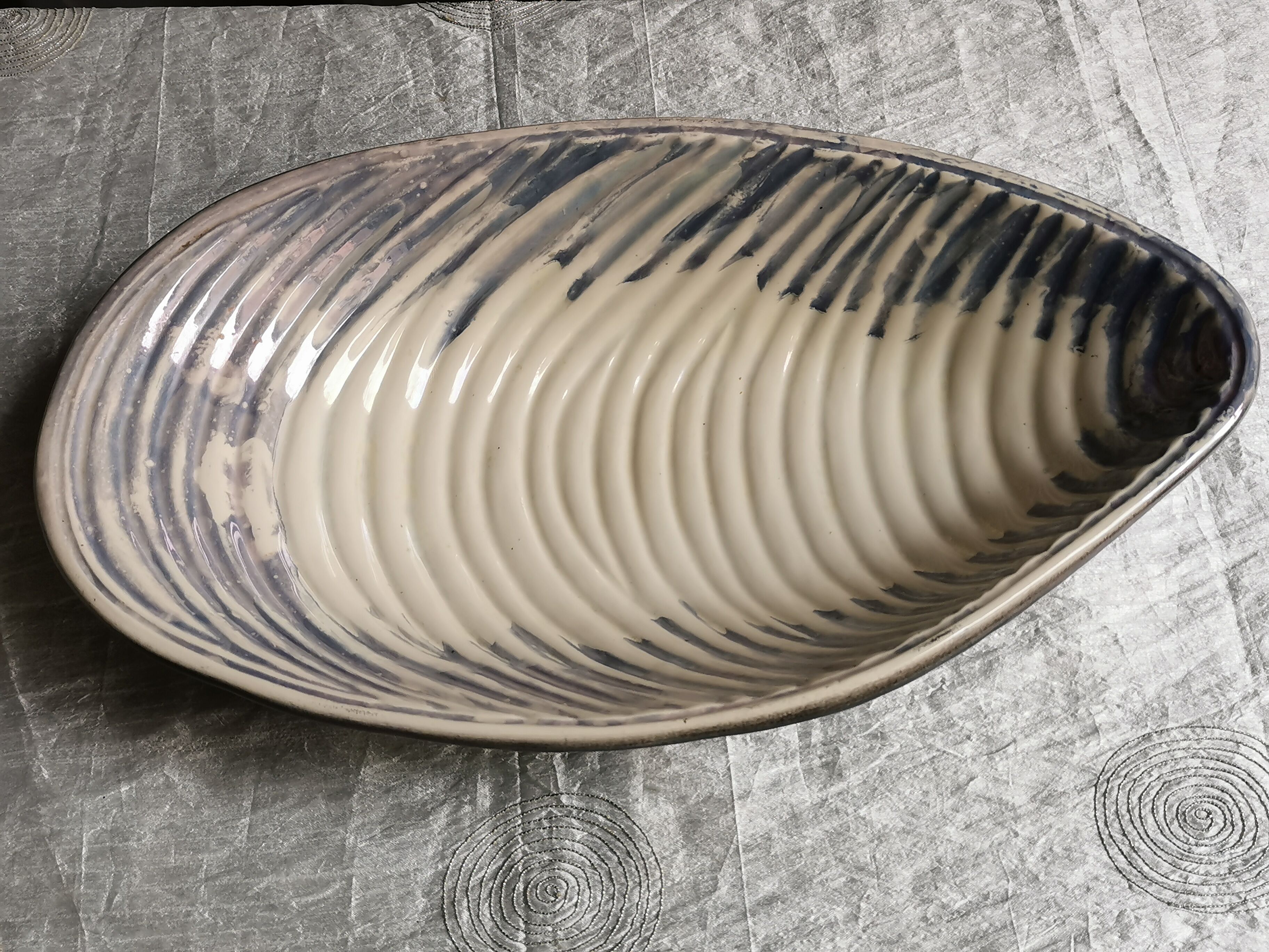 Vintage dish "oyster shell"