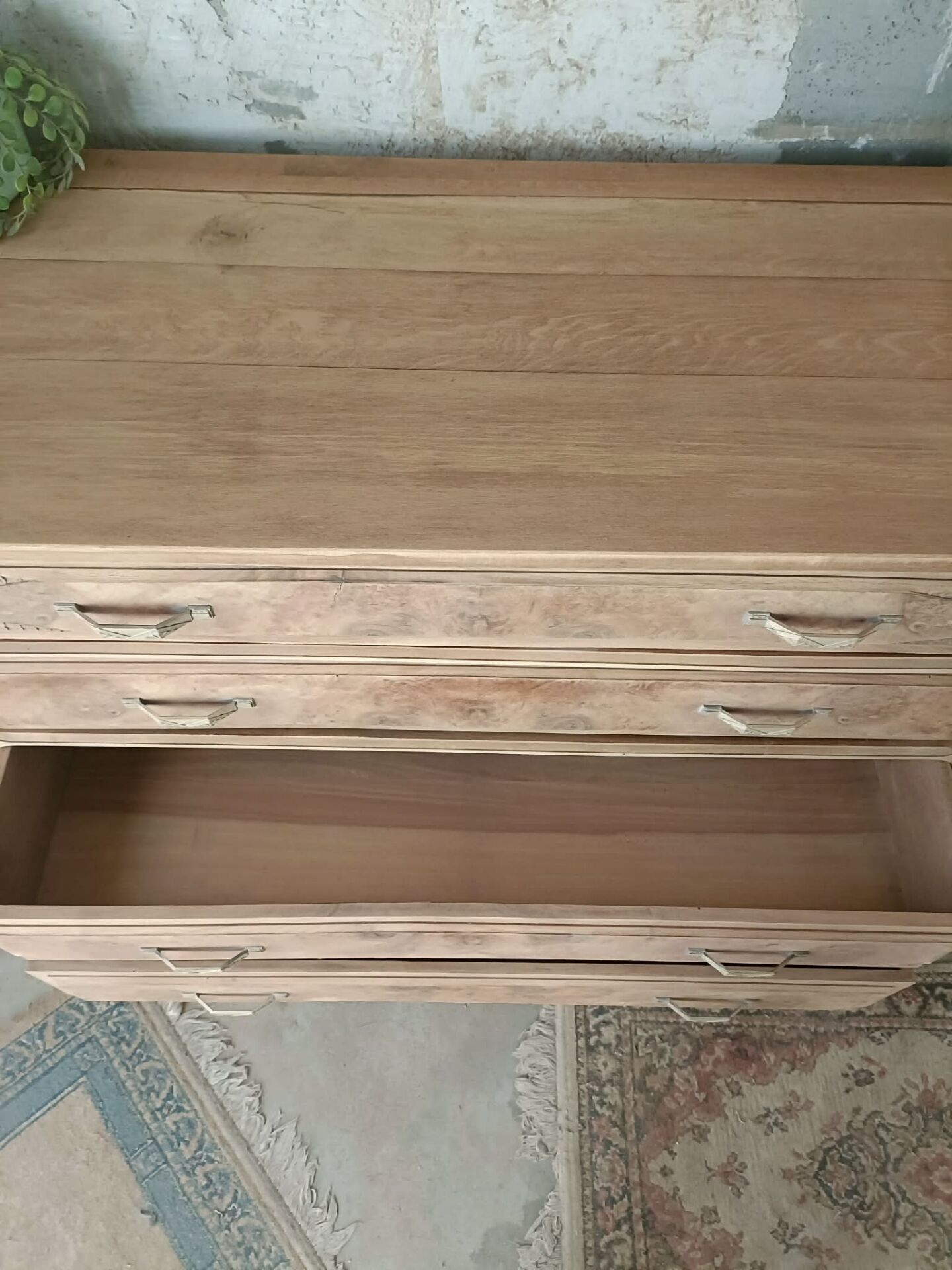 Art Deco chest of drawers