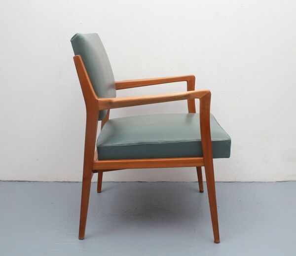 Fauteuil années 1950 en merisier, simili cuir kaki