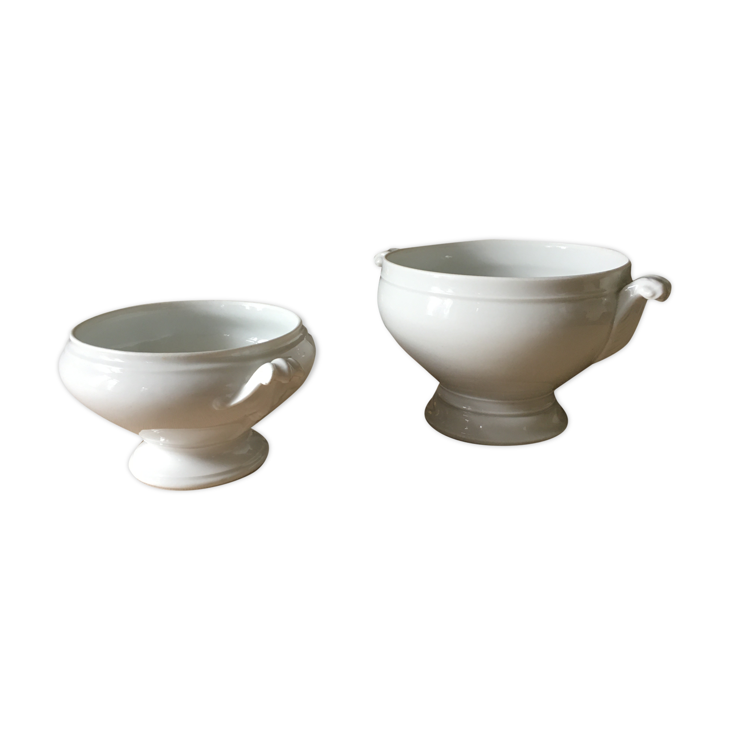 White broth bowl and salad bowl