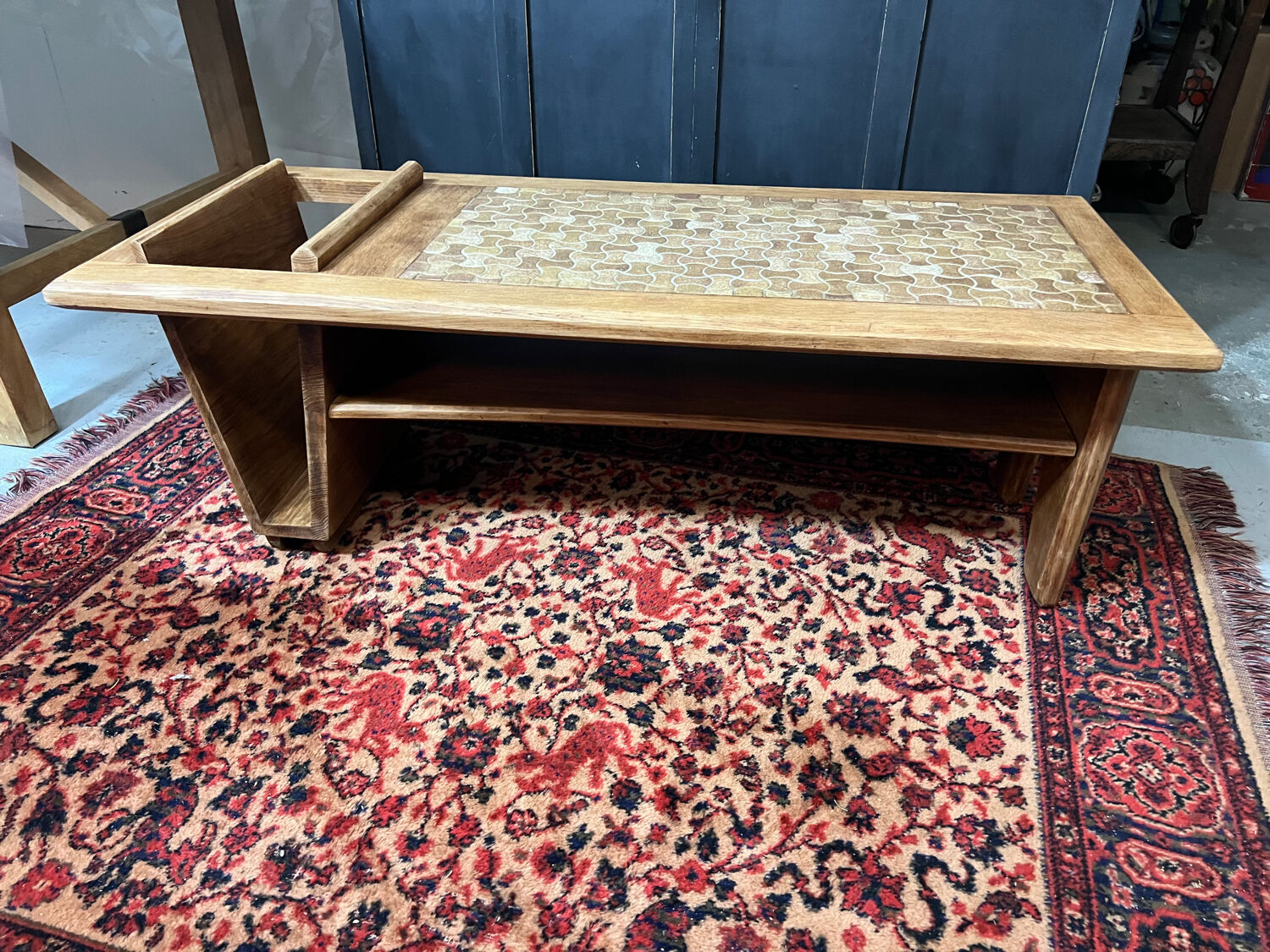 Oak coffee table published by Votre maison.