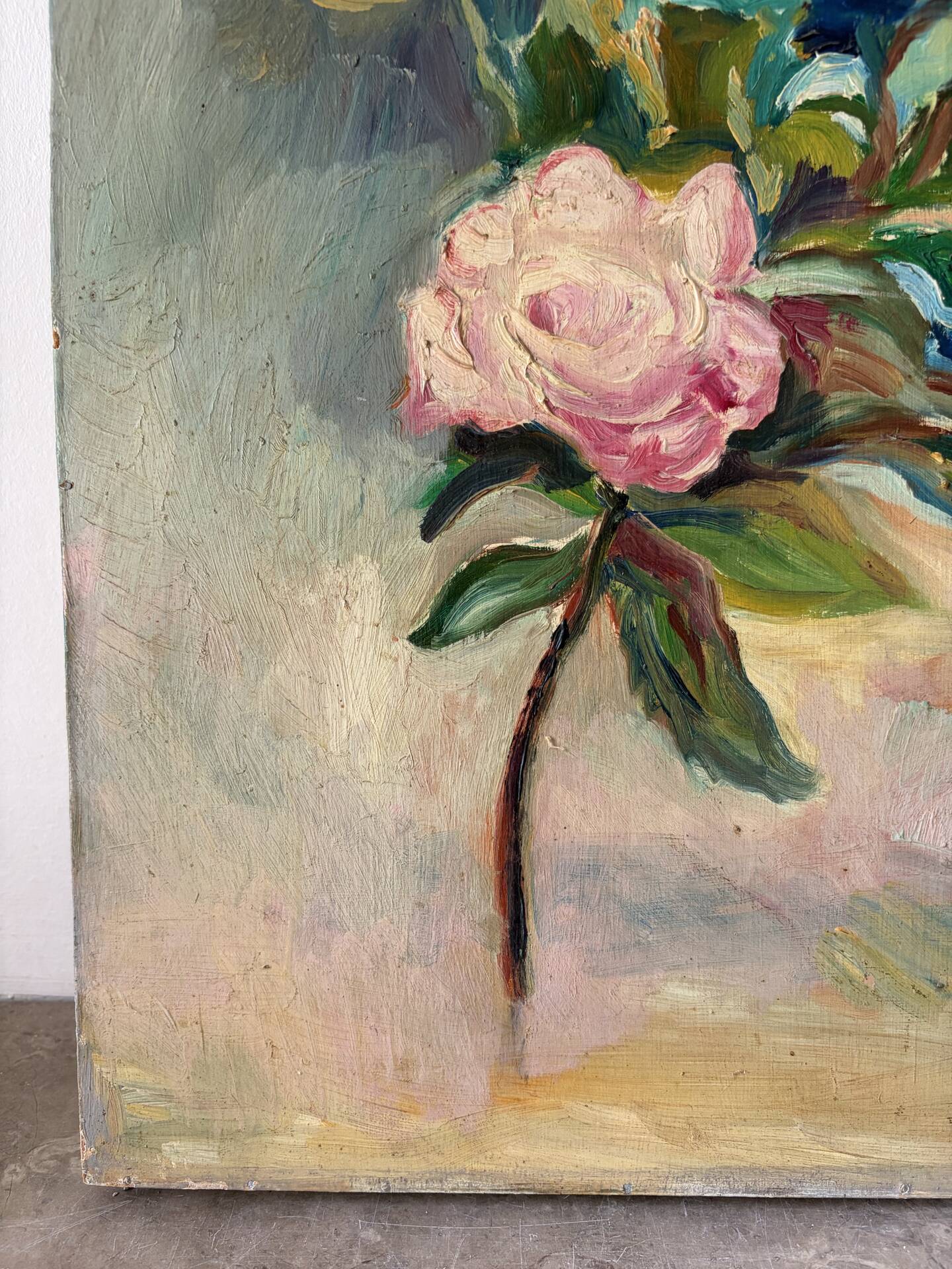Roses, oil on panel signed Frigola 1965
