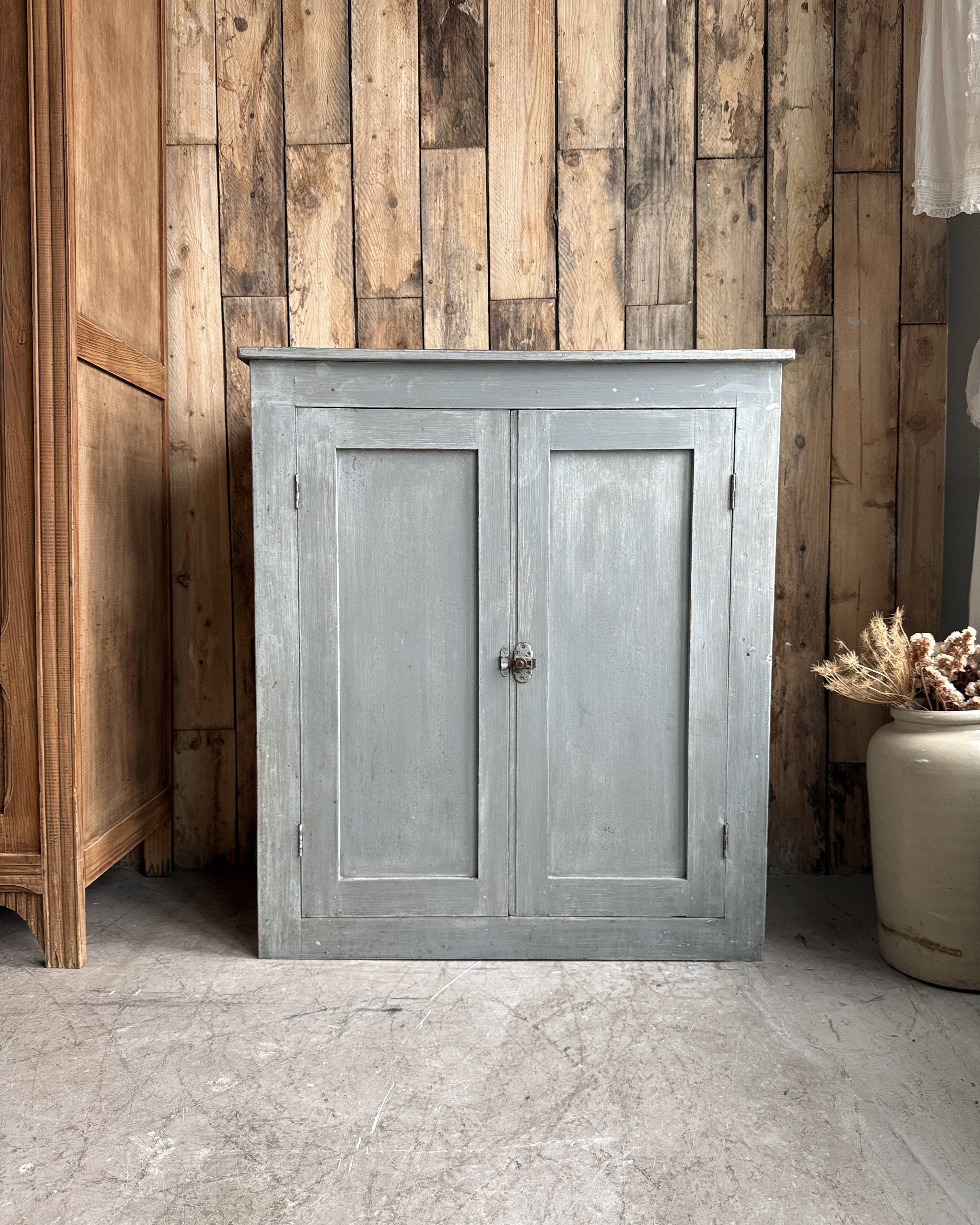 Grey patina Parisian buffet