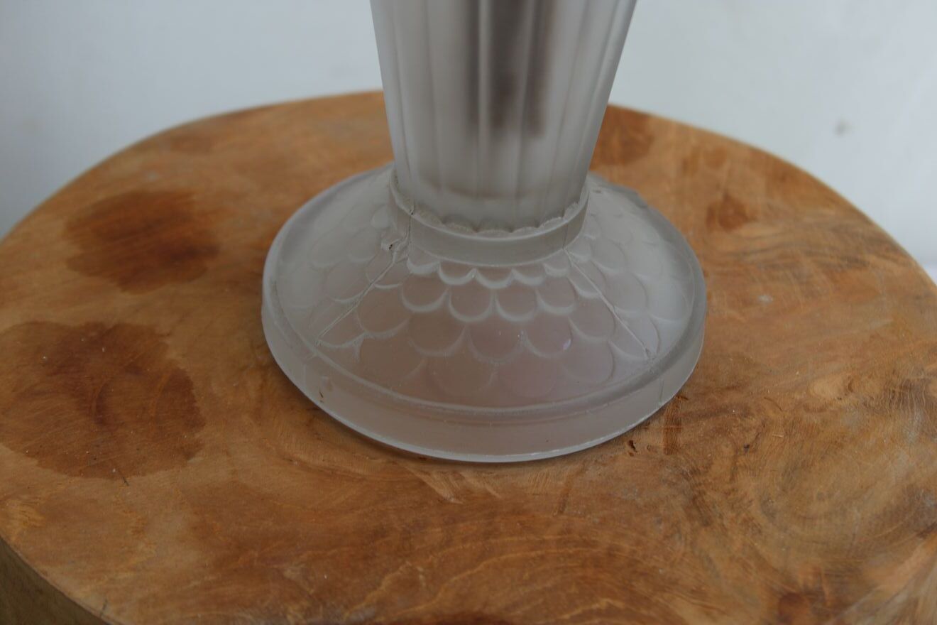 Glass vase