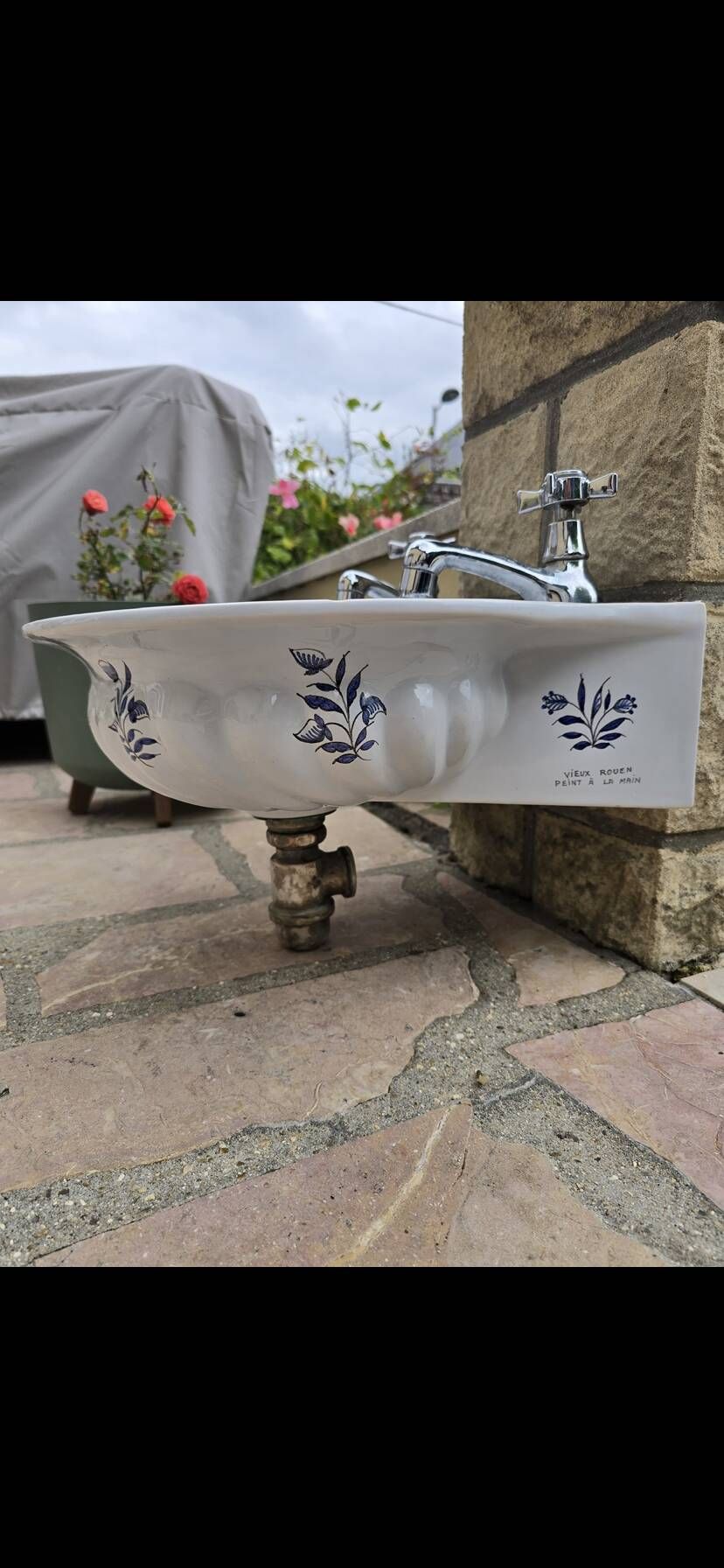 Lavabo, lave main en faïence Vieux Rouen peint à la main