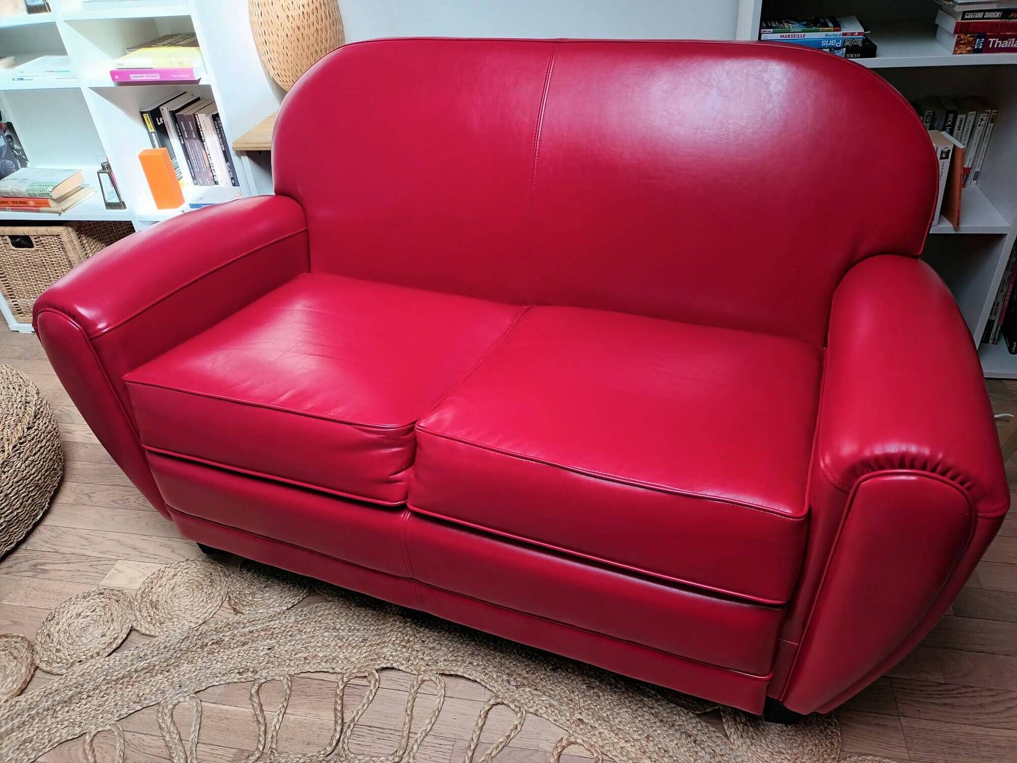 Red 2-seater Club Sofa in coated leather – Maison Pavane