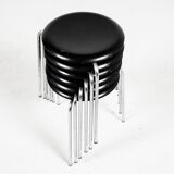 Midcentury set of 6 Dot stools in black by Arne Jacobsen for Fritz Hansen, 1964