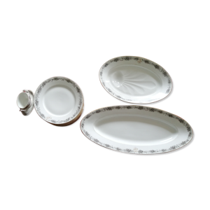 Lot assiettes et plats