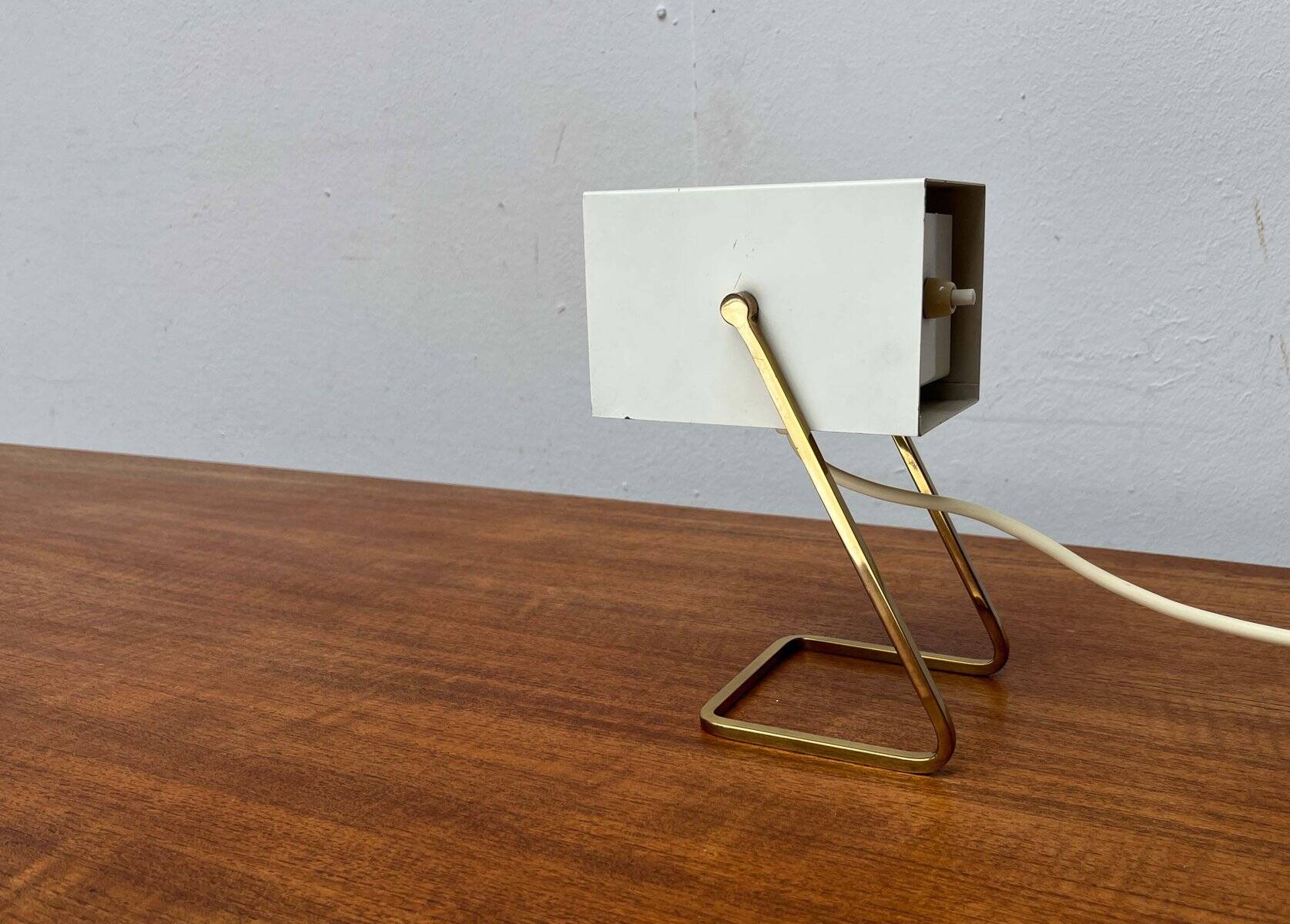 Modern mid-century German cube table lamp by Kaiser Leuchten, 1960s.