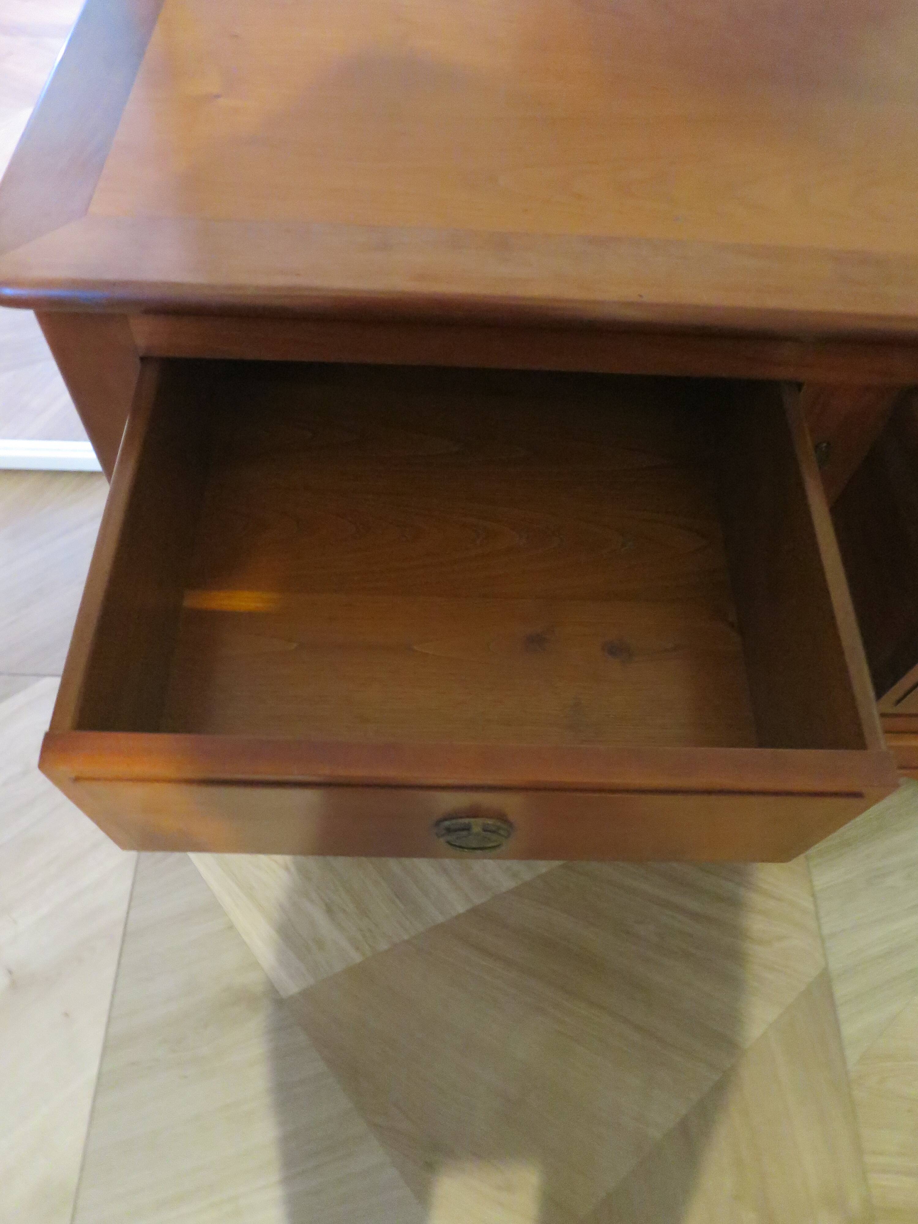 Antique - chest of drawers - 4 drawers - solid wood - cherry