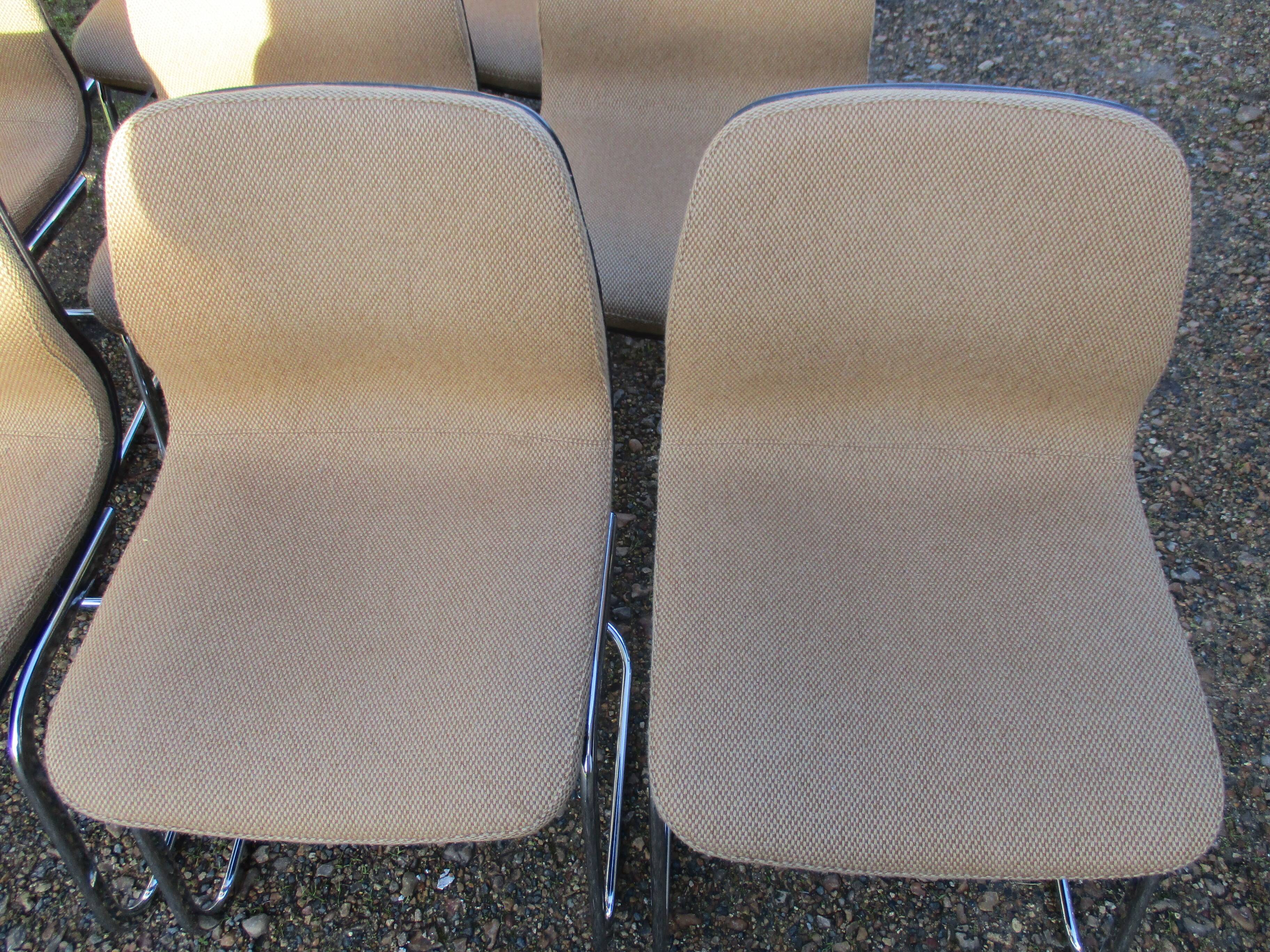 Set of 12 Strafor conference chairs, 70s