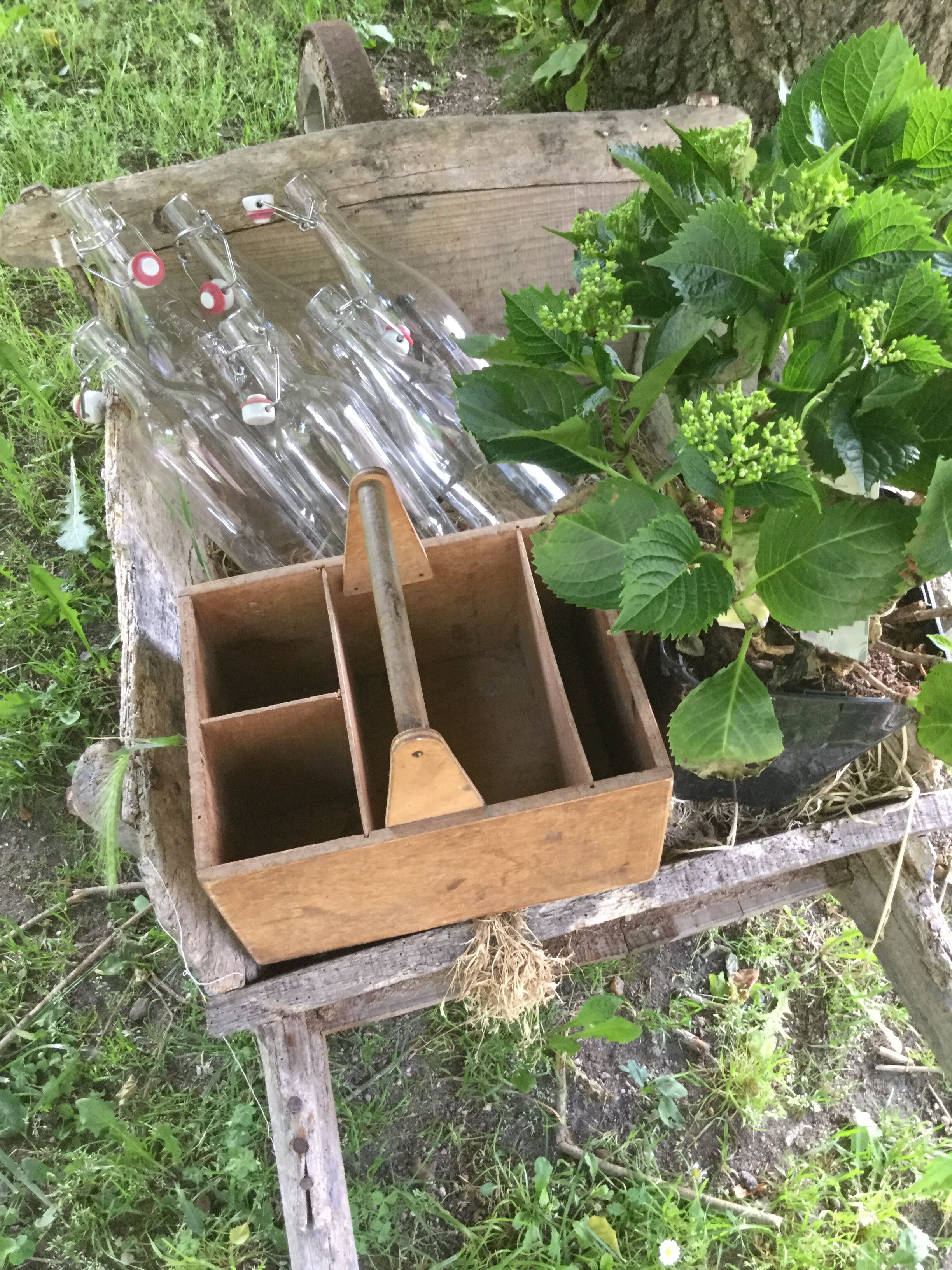 Storage basket the 1950s vintage wooden