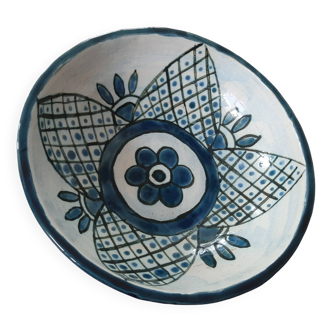 barbotine style salad bowl with blue floral pattern