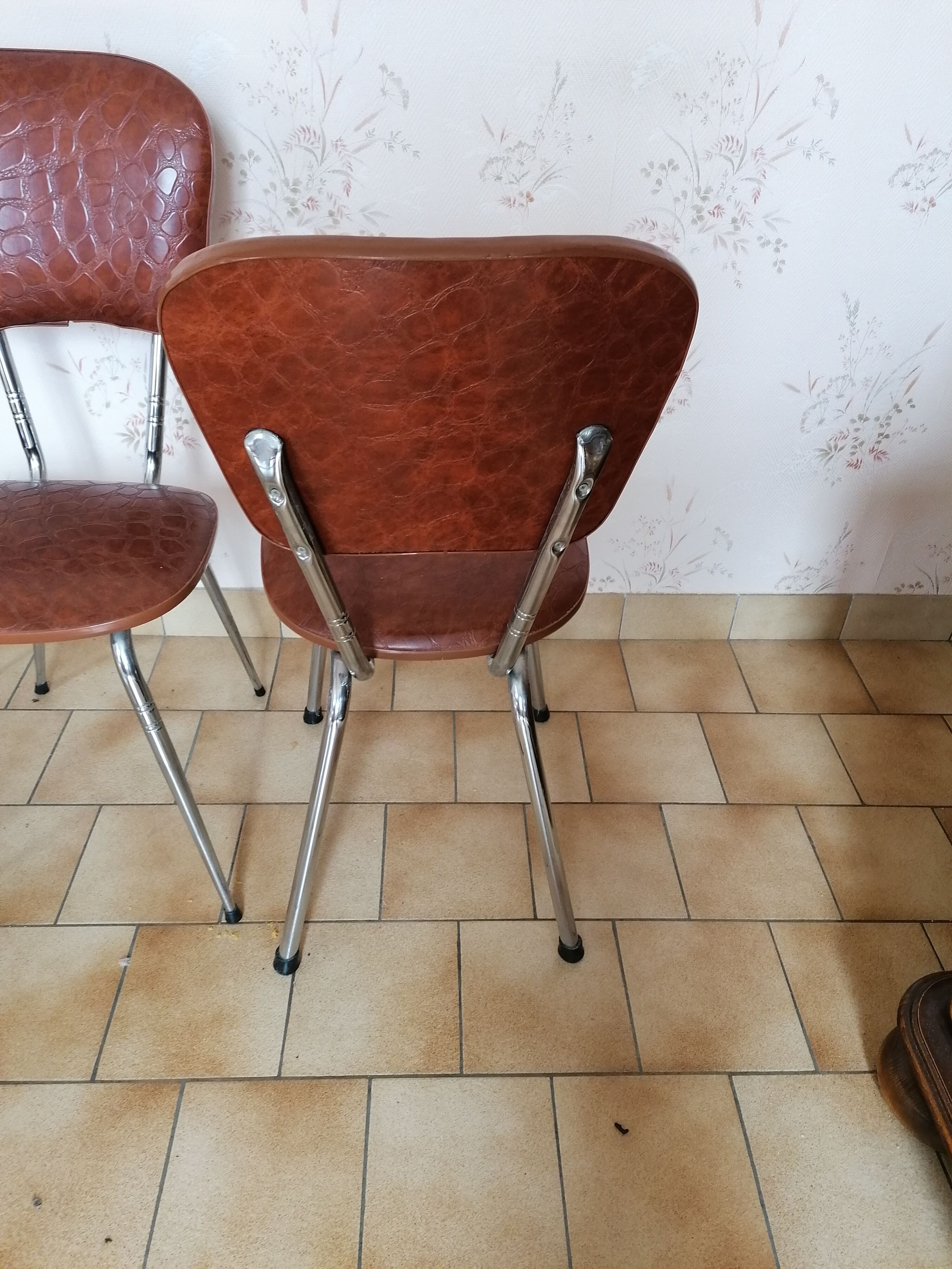 Vintage skai chairs